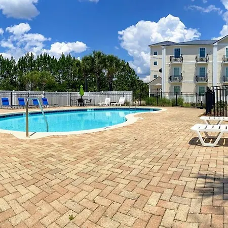 30-A Inn & Suites-3