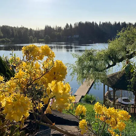 Cottage Lake Bed And Breakfast-2