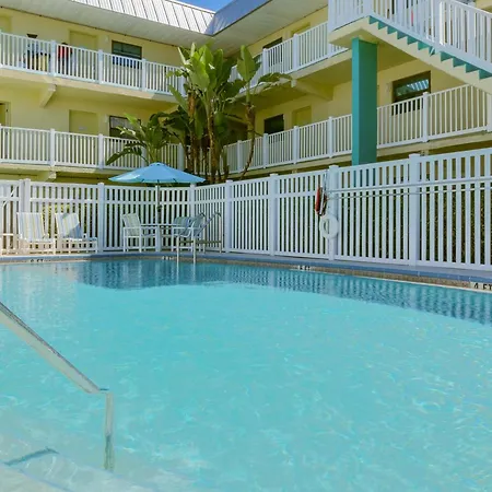 Tuckaway Shores Resort-2