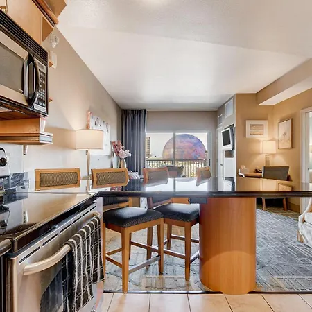 Modern Oasis Steps Away From The Las Vegas Strip-3