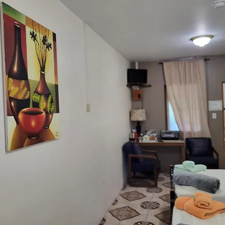 Hacienda Tropical Guest House-2