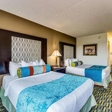 Wyndham Garden Wichita Downtown-3