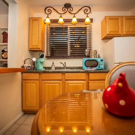 Old Ranch Inn - Adults Only 21 & Up-2