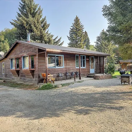 Vista Court Cabins & Lodge-2