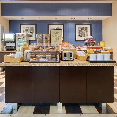 Hampton Inn & Suites Wilmington/Wrightsville Beach-3