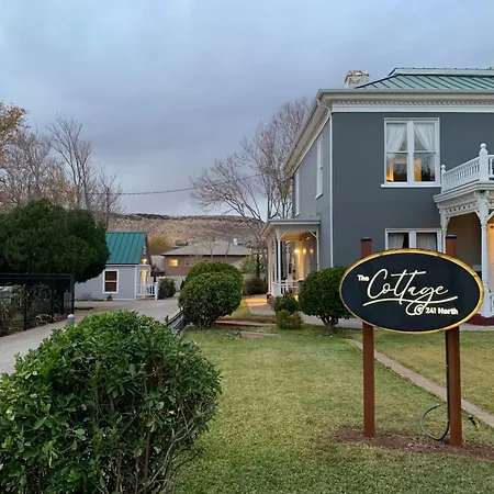 The Cottage At 241 North-3