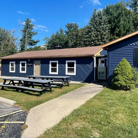 Lake Bluff Inn And Suites-2