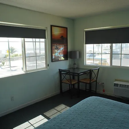 Huntington Surf Inn-3