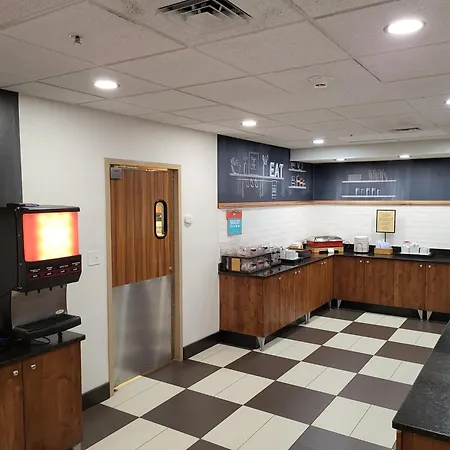 Hampton Inn Billings-2