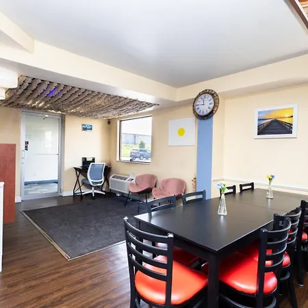 Days Inn By Wyndham Dayton Huber Heights Northeast-3