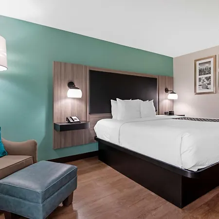 Best Western Plus Greenwood Indy South Inn-2
