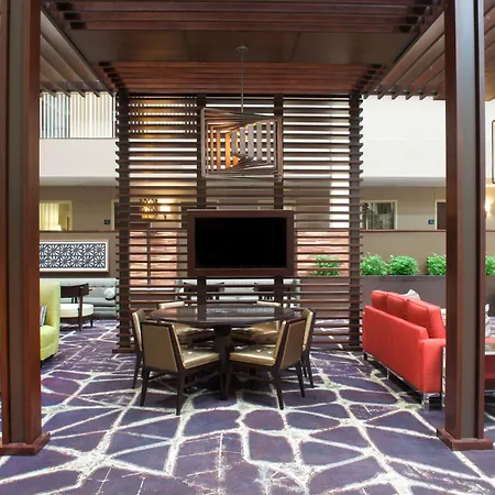Embassy Suites By Hilton Philadelphia Airport-2