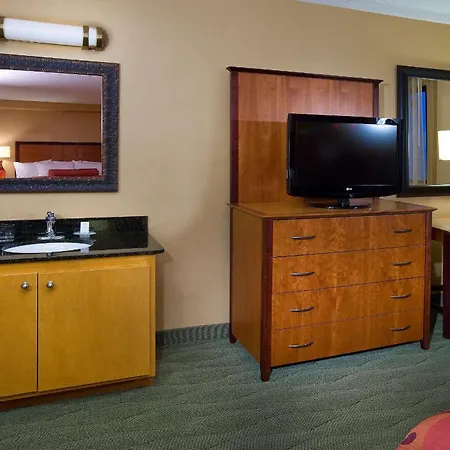 Embassy Suites By Hilton Kansas City International Airport-2