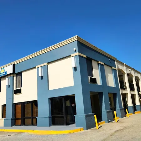 Days Inn By Wyndham Slidell-2
