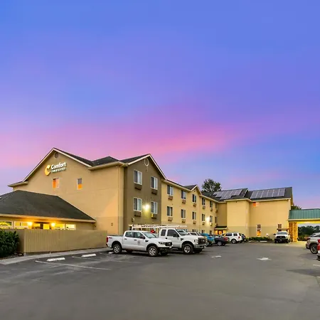 Comfort Inn & Suites Redwood Country-3