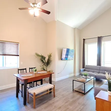 Venetian La Jolla 2 Bedroom Condo Luxury Furnished Near Beach And Utc Mall-2