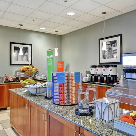 Hampton Inn Lewisburg-3
