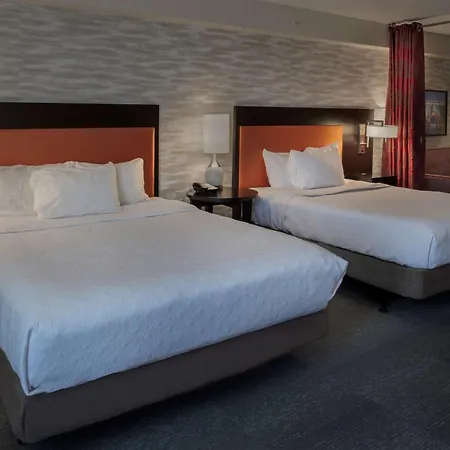 Home2 Suites St. Louis / Forest Park-2