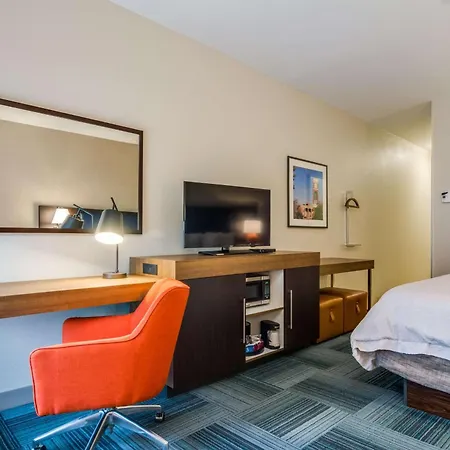 Hampton Inn Johnson City-3