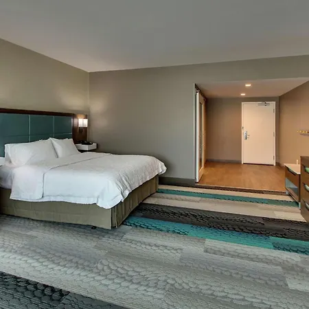 Hampton Inn & Suites By Hilton Southport-2