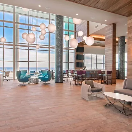 Hampton Inn & Suites Panama City Beach-Beachfront-3