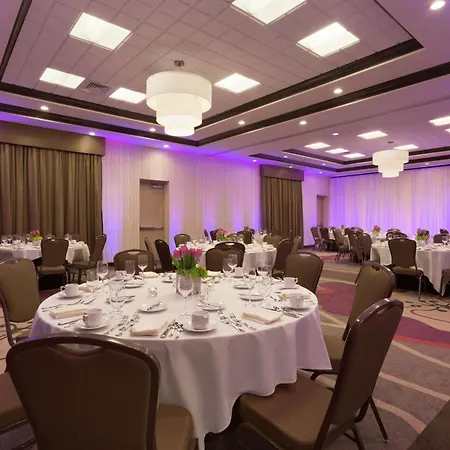 Hilton Garden Inn Pittsburgh Airport South-Robinson Mall-3