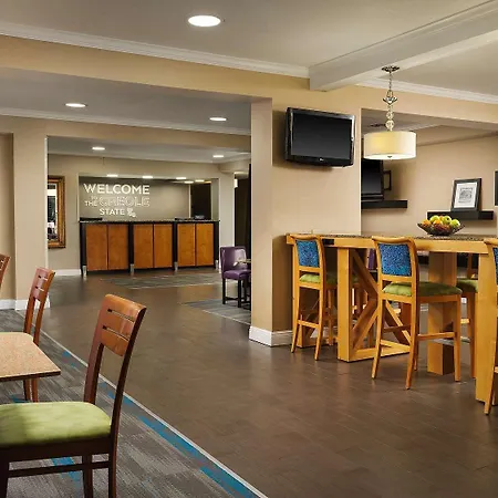 Hampton Inn Covington/Mandeville-2