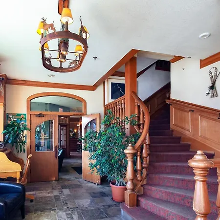 Astoria Hotel-3