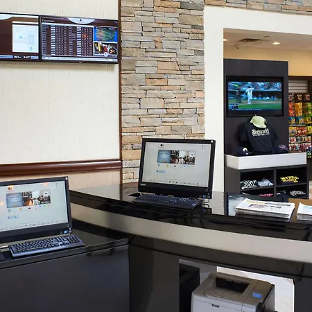 Doubletree By Hilton Dearborn-2