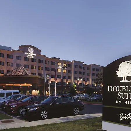 Doubletree Suites By Hilton Bentonville-2