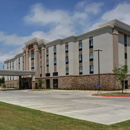 Hampton Inn & Suites Ardmore-2