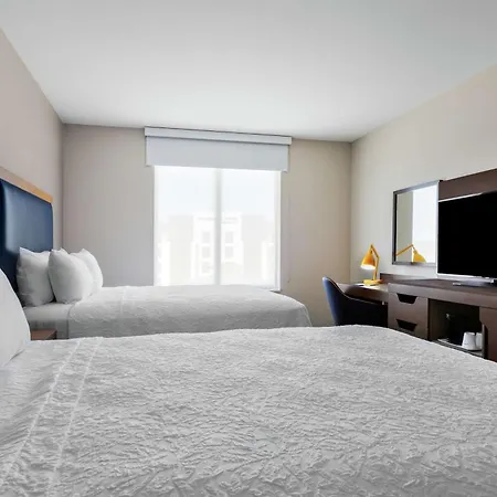 Hampton Inn & Suites San Diego Airport Liberty Station-3