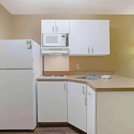 Extended Stay America Select Suites - Springfield - South-2
