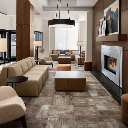 Hilton Garden Inn Minneapolis Downtown-2
