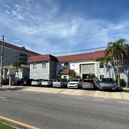 Sails Resort Motel-3
