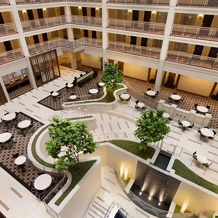 Embassy Suites Chicago - Downtown River North-3