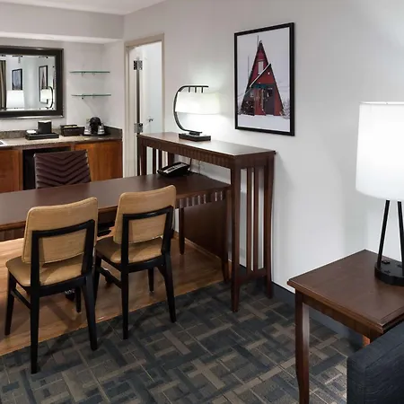 Embassy Suites By Hilton Anchorage-3
