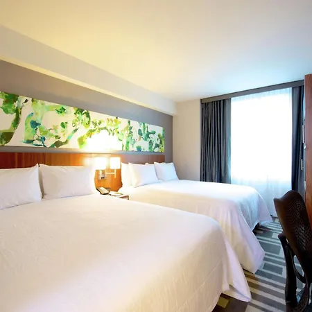 Hilton Garden Inn New York Central Park South-Midtown West-2