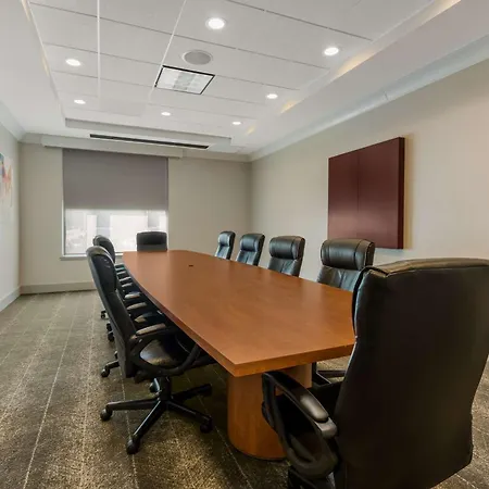 Hilton Garden Inn Rockford-2