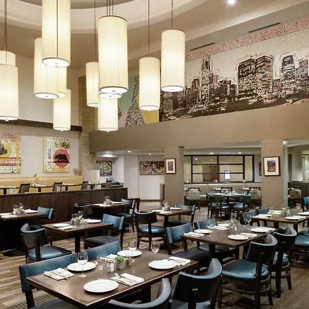 Doubletree By Hilton Los Angeles Downtown-2