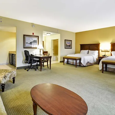 Hampton Inn & Suites North Charleston-University Boulevard-2