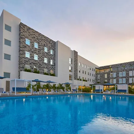 City Express Suites By Marriott Cancun Aeropuerto-2