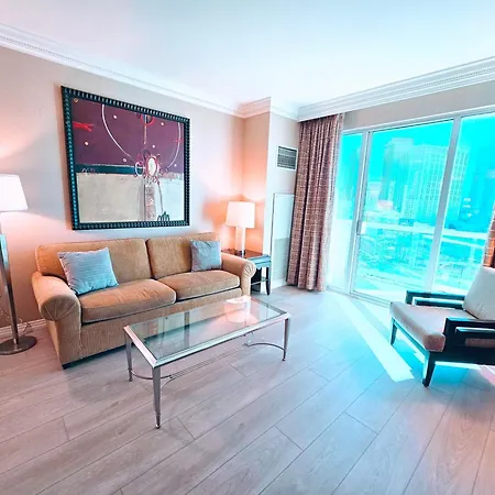 Strip & Sphere View - Separate Living Room - 2 Full Bath - Full Kitchen - Balcony - 900 Sqft - Mgm Signature-3