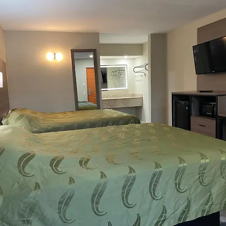 Brentwood Inn & Suites-3
