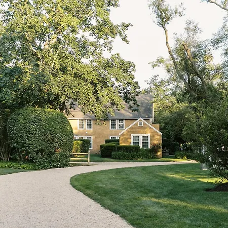 The Roundtree, Amagansett-3