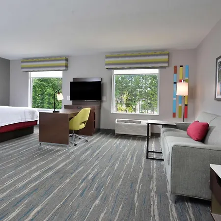 Hampton Inn & Suites Charlotte North I 485-2