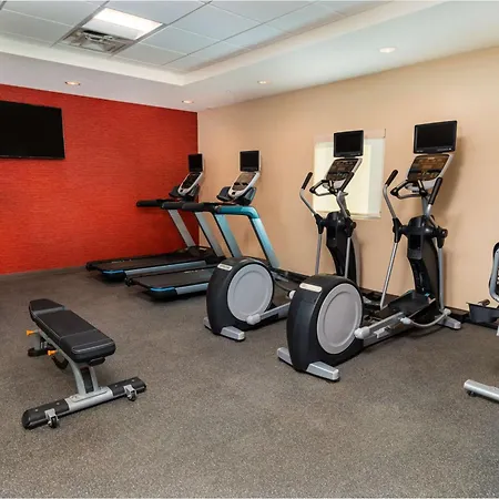 Home2 Suites Bakersfield-2