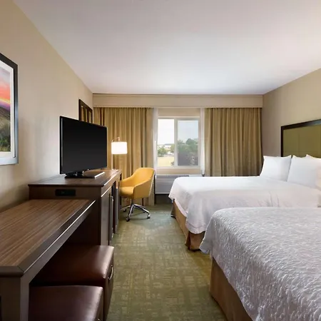 Hampton Inn Gillette-2