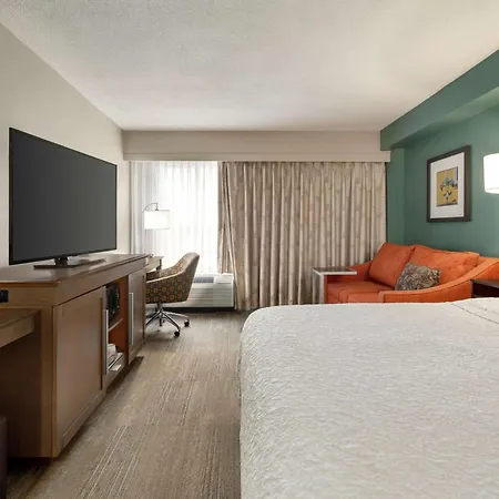 Hampton Inn New Orleans/St.Charles Ave-3