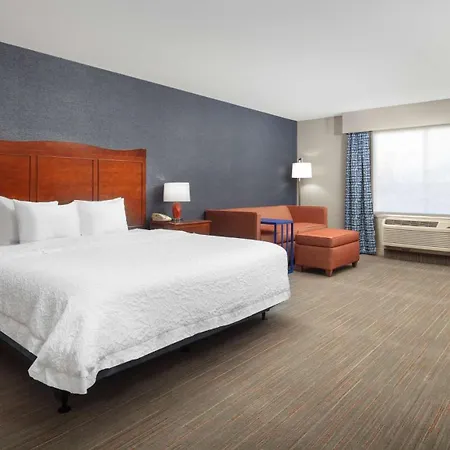 Hampton Inn Medford-2